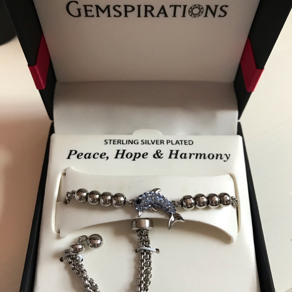 Gemspiration rhinestone dolphin adjustabl bracelet